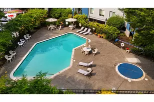 8720 SW Tualatin Rd, Tualatin, OR 97062 - Photo 15