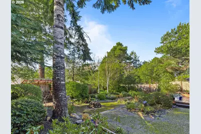 2066 40th St, Florence, OR 97439 - Photo 47