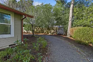 2066 40th St, Florence, OR 97439 - Photo 9