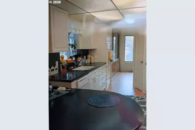 1800 Lakewood Ct #135, Eugene, OR 97402 - Photo 7