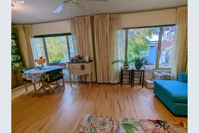 1800 Lakewood Ct #135, Eugene, OR 97402 - Photo 3