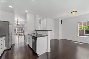 724 NW 118th Ave, Portland, OR 97229 - Photo 15