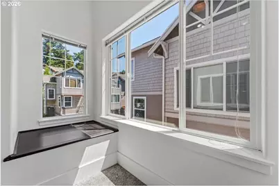 724 NW 118th Ave, Portland, OR 97229 - Photo 21