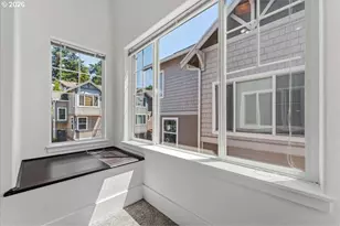 724 NW 118th Ave, Portland, OR 97229 - Photo 21
