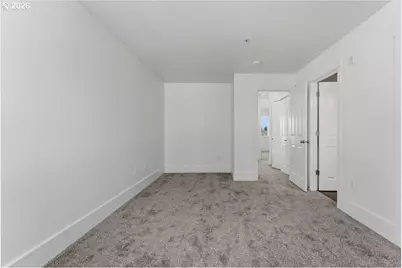 724 NW 118th Ave, Portland, OR 97229 - Photo 31