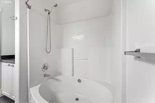 724 NW 118th Ave, Portland, OR 97229 - Photo 35
