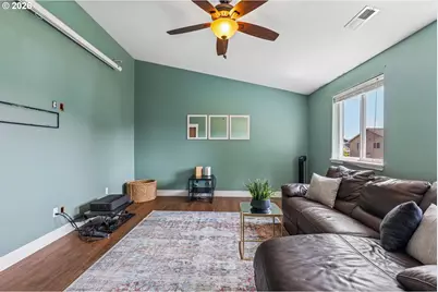 821 SE 11th St, Battle Ground, WA 98604 - Photo 27
