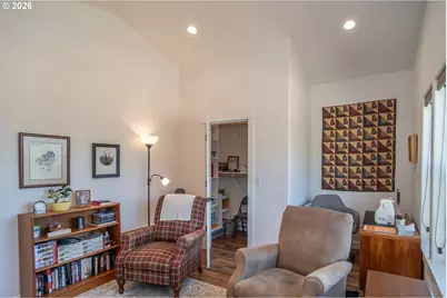 625 NE Cummins St, Roseburg, OR 97470 - Photo 35