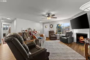 669 NW T St, Winston, OR 97496 - Photo 5