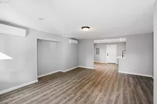 13207 SE Raymond St, Portland, OR 97236 - Photo 7