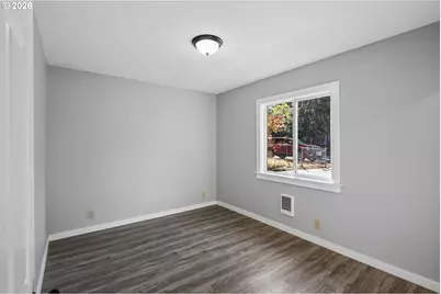 13207 SE Raymond St, Portland, OR 97236 - Photo 19