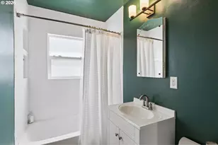 1206 NE 75th Ave, Portland, OR 97213 - Photo 17