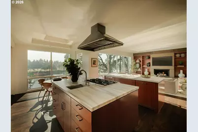11000 S Riverwood Rd, Portland, OR 97219 - Photo 13