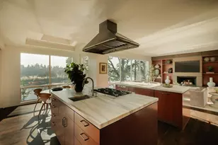 11000 S Riverwood Rd, Portland, OR 97219 - Photo 13