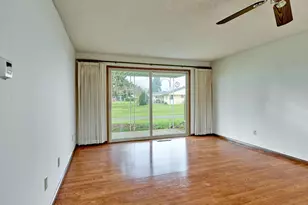 163 W Clackamas Cir, Woodburn, OR 97071 - Photo 3