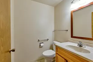 163 W Clackamas Cir, Woodburn, OR 97071 - Photo 19