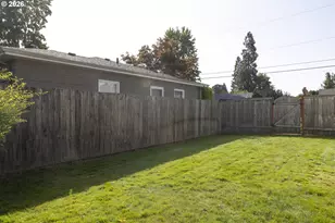 627 NW 16th St, McMinnville, OR 97128 - Photo 21