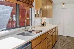 875 SE 25th St, Gresham, OR 97080 - Photo 15