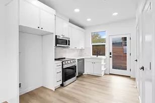 8418 SE Clay St, Portland, OR 97216 - Photo 3