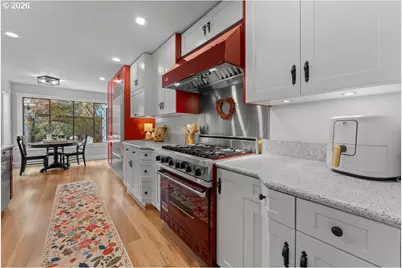 17965 Lake Haven Dr, Lake Oswego, OR 97035 - Photo 15