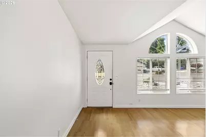 1035 Cedar Hill Ct, Salem, OR 97306 - Photo 9