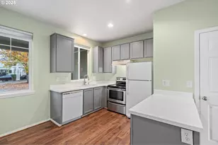 1195 NE 86th Way, Hillsboro, OR 97006 - Photo 9