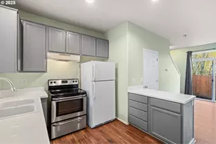 1195 NE 86th Way, Hillsboro, OR 97006 - Photo 11