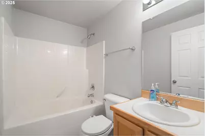 1195 NE 86th Way, Hillsboro, OR 97006 - Photo 27