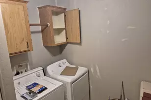 386 La Casa St, Eugene, OR 97402 - Photo 17