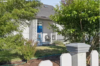 327 S 46th St, Springfield, OR 97478 - Photo 39