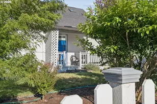 327 S 46th St, Springfield, OR 97478 - Photo 39
