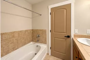 1979 NE 48th Way, Hillsboro, OR 97124 - Photo 31