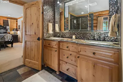 89790 E Morrison Ln, Government Camp, OR 97028 - Photo 23