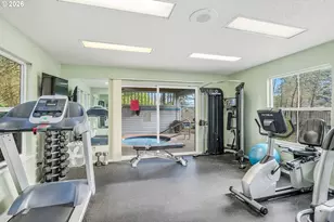 4000 Carman Dr, Lake Oswego, OR 97035 - Photo 23