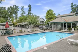 4000 Carman Dr, Lake Oswego, OR 97035 - Photo 17