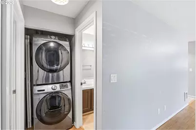 4000 Carman Dr #71, Lake Oswego, OR 97035 - Photo 11