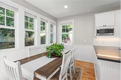 9223 NW Finzer Ct, Portland, OR 97229 - Photo 15