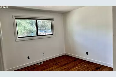 1307 NE 190th Pl, Portland, OR 97230 - Photo 15