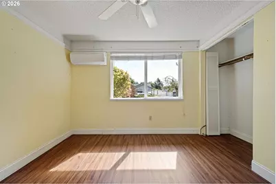286 E Bradley Ct, Roseburg, OR 97470 - Photo 15