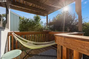 930 Prescott Ln, Springfield, OR 97477 - Photo 25
