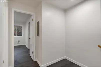 94 Cervantes Cir, Lake Oswego, OR 97035 - Photo 27