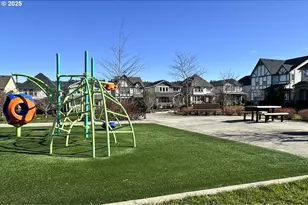 7789 NW Eleanor Ave, Portland, OR 97229 - Photo 37