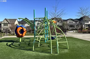 7789 NW Eleanor Ave, Portland, OR 97229 - Photo 33