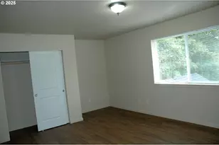 350 NW Willamina Dr, Willamina, OR 97396 - Photo 7