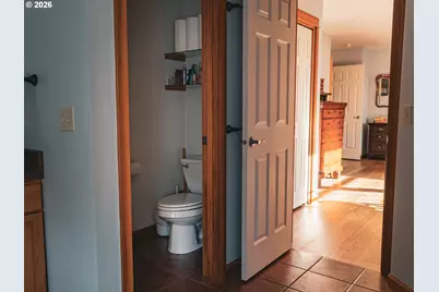 1745 Heritage Loop, Hood River, OR 97031 - Photo 23