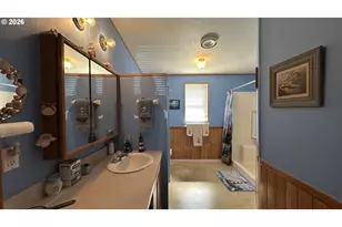 704 S Jefferson St, Condon, OR 97823 - Photo 7