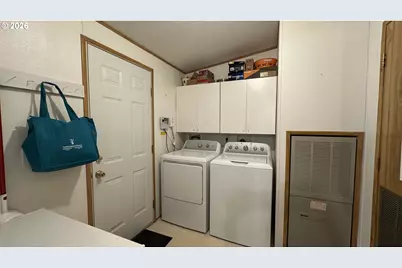 704 S Jefferson St, Condon, OR 97823 - Photo 13