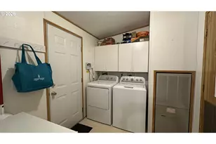 704 S Jefferson St, Condon, OR 97823 - Photo 13