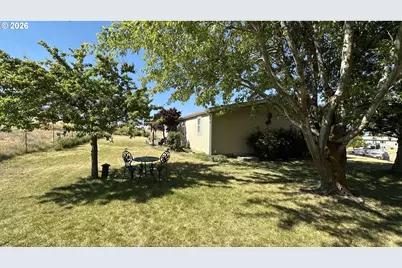 704 S Jefferson St, Condon, OR 97823 - Photo 17