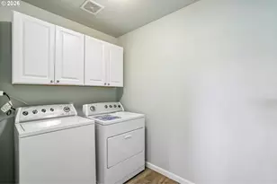 4225 SE Oakhurst St, Hillsboro, OR 97123 - Photo 27